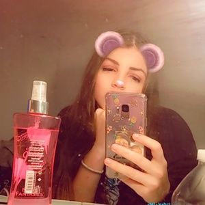 Meet your Posher, Hailey